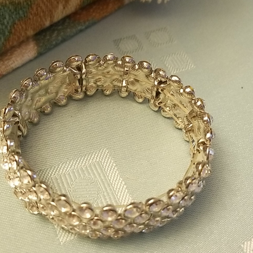 Silver-tone Rinestone Bracelet - Picture 2 of 3